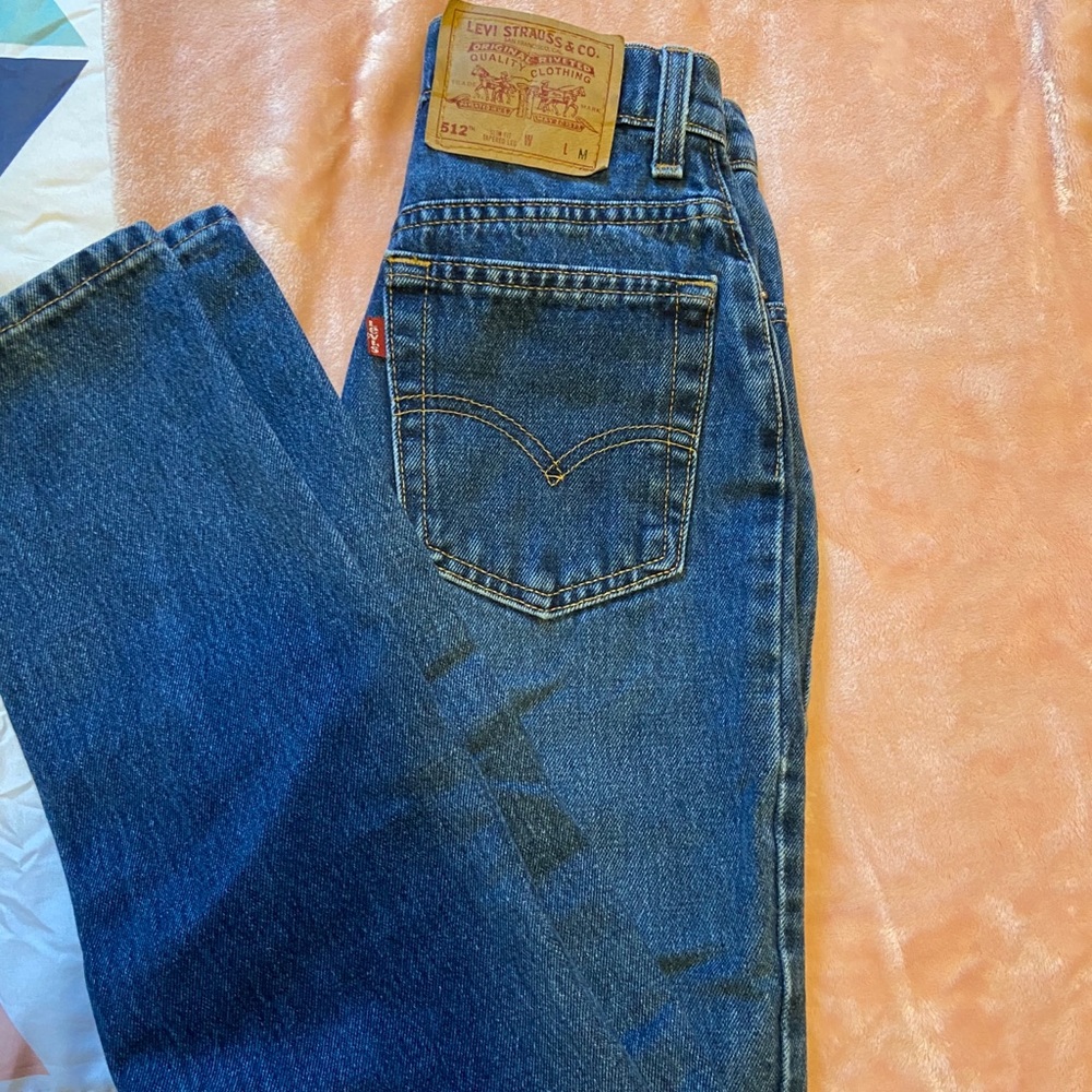 LEVIS!!